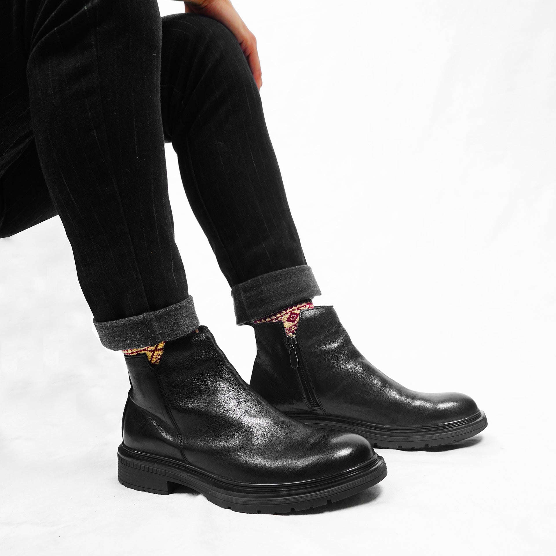 Men's Genuine Leather Autumn And Winter Round Toe Thick-soled Martin Boots Retro Chelsea Boots Zipper Motorcycle Trend Versatile Leather Boots